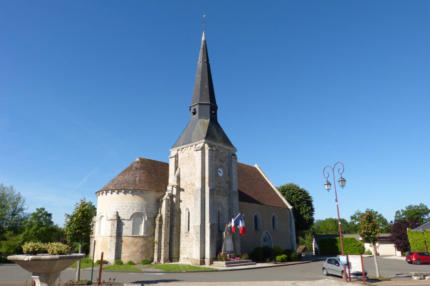 Fontenay-sur-Eure (28) - église Saint-Séverin