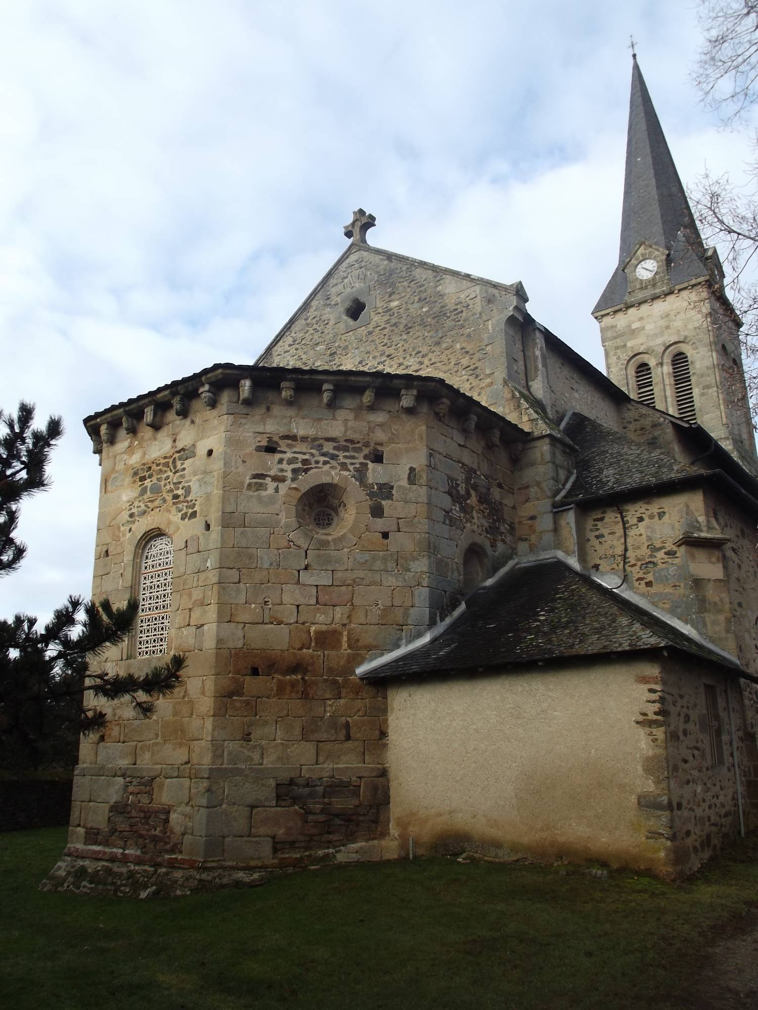 Seilhac (19) Eglise Notre-Dame SAF