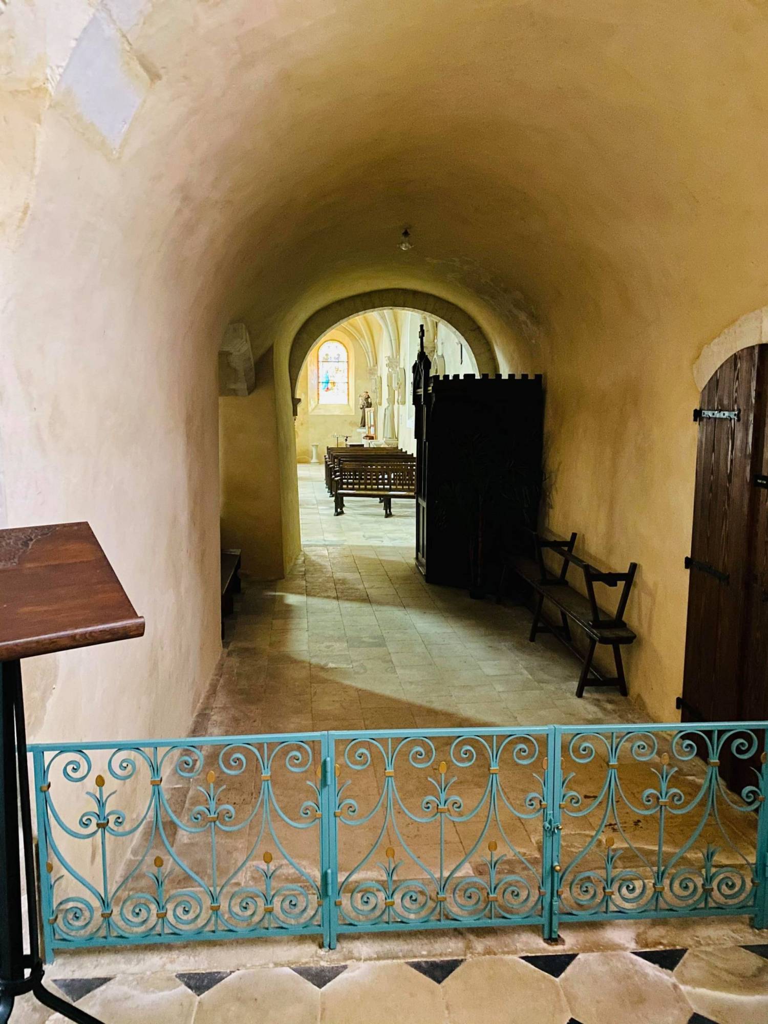 Cézy (98) - église Saint-Loup