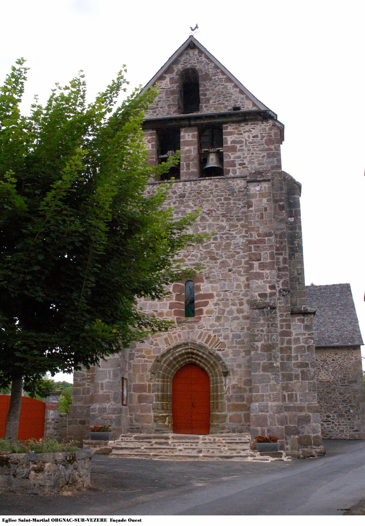 Orgnac-sur-Vézère (19) Eglise Saint-Martial