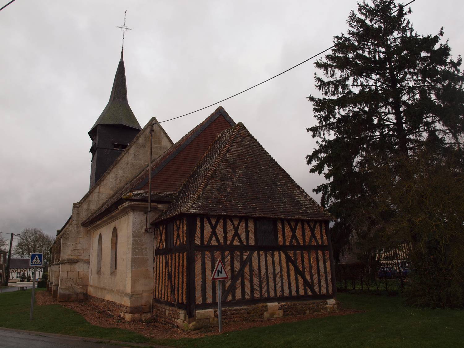 Tilleul-Dame-Agnès (27) - église Saint-Martin