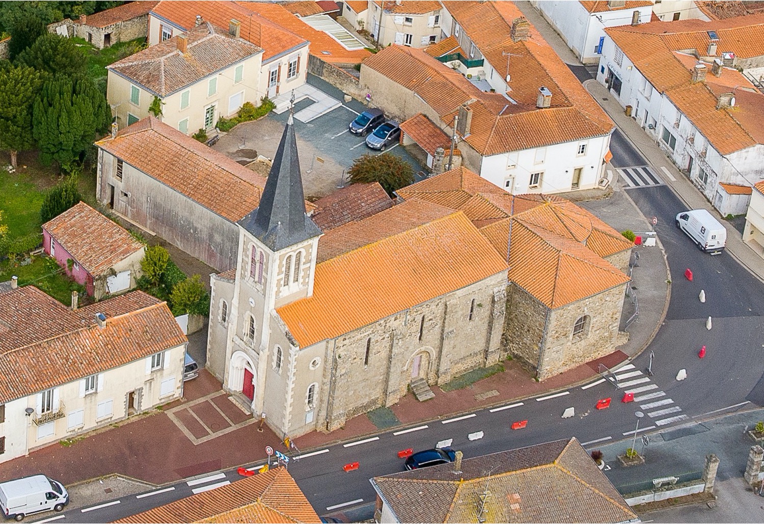 Avrillé (85) Eglise Saint-Pierre