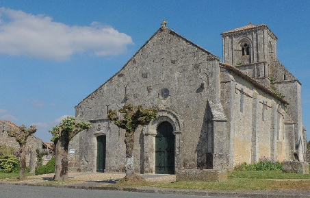 Consac (17) - Eglise Saint-Pierre