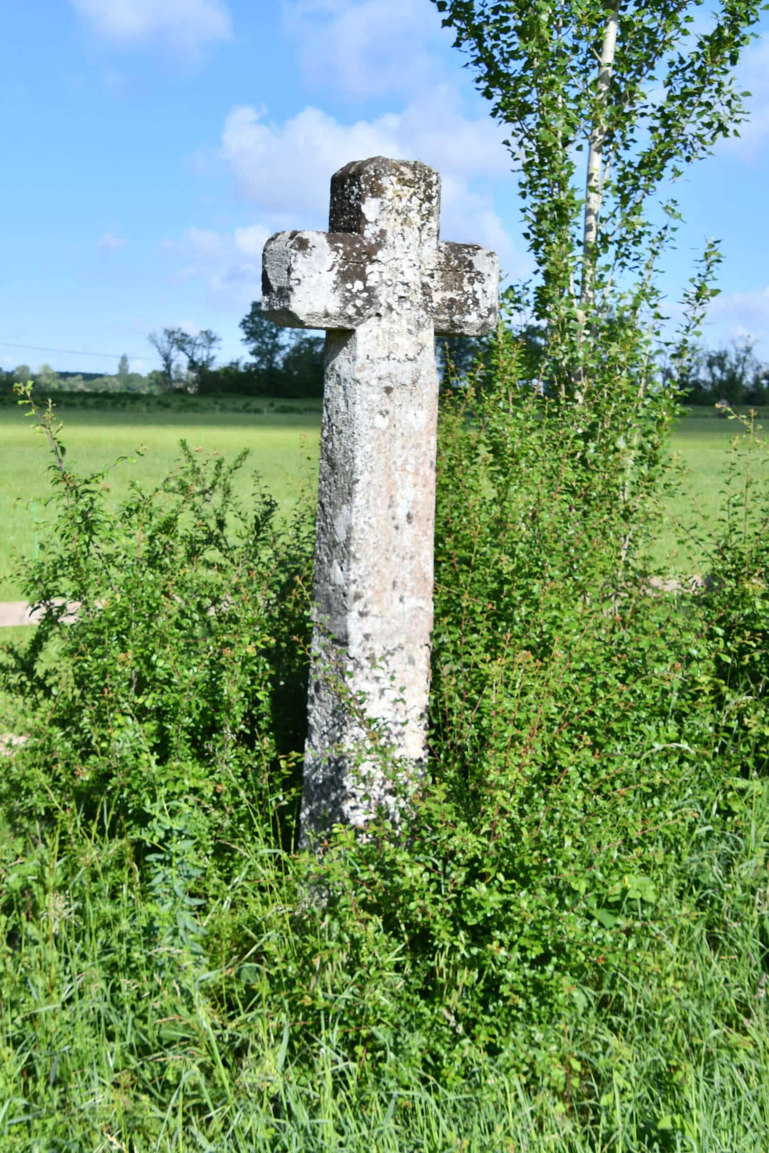 Cubzac-les-ponts (33) - Croix du chemin de Porto, rue de la redoute - Le Plus Grand Musée de France