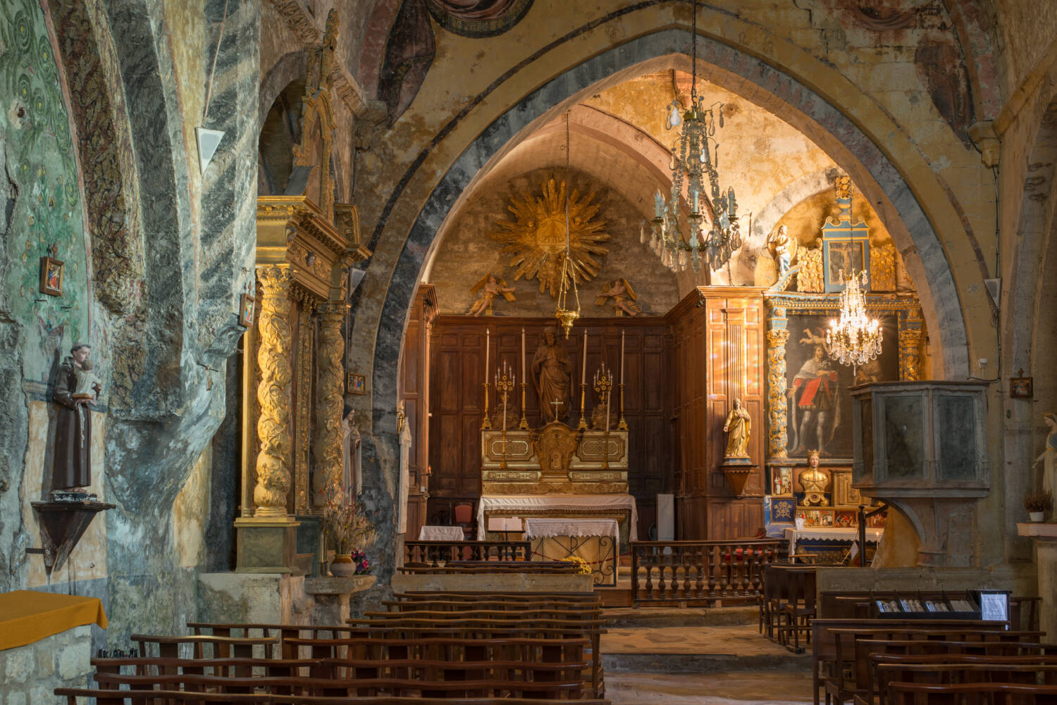 Ansouis Vaucluse Église Saint-Martin