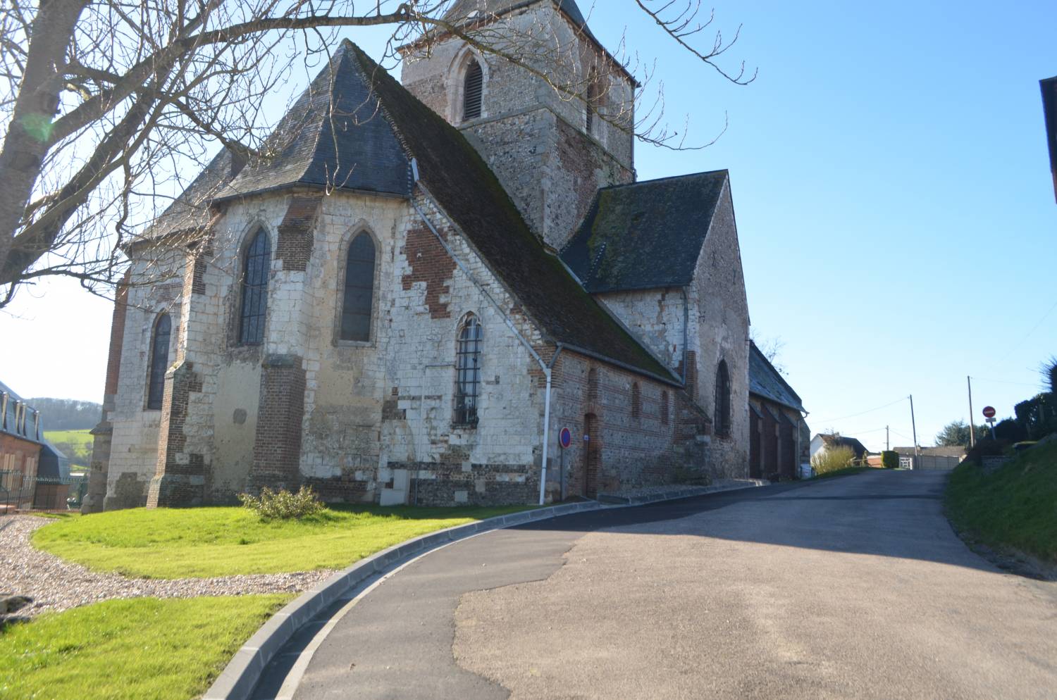 Douvrend (76) Eglise Sainte-Marie-Madeleine