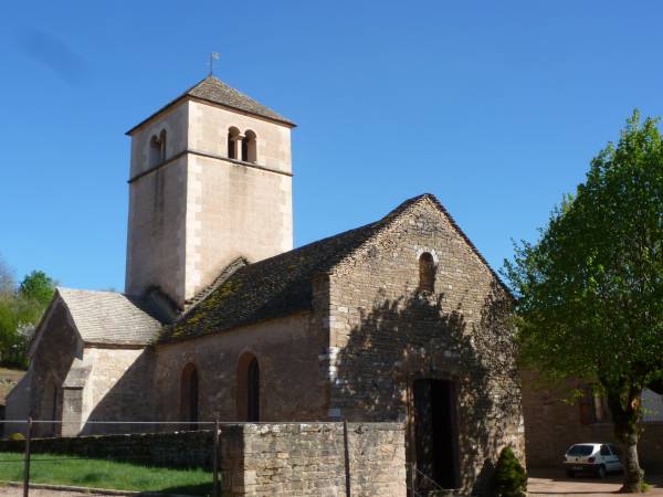 Berzé-la-Ville (71)- église - La Sauvegarde de l'Art Français - crédit: Anne-Marie-Gagnol, les Amis du Vieux Berzé
