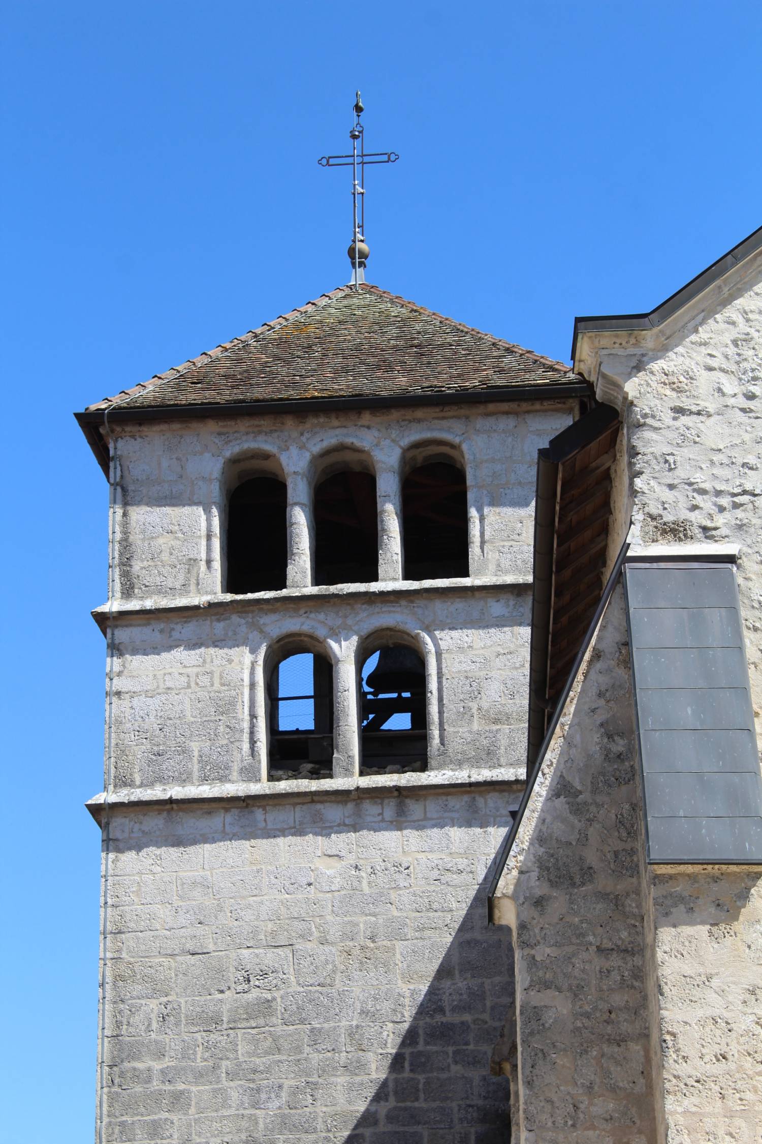 Ceyzérieu (01) Eglise Saint André SAF