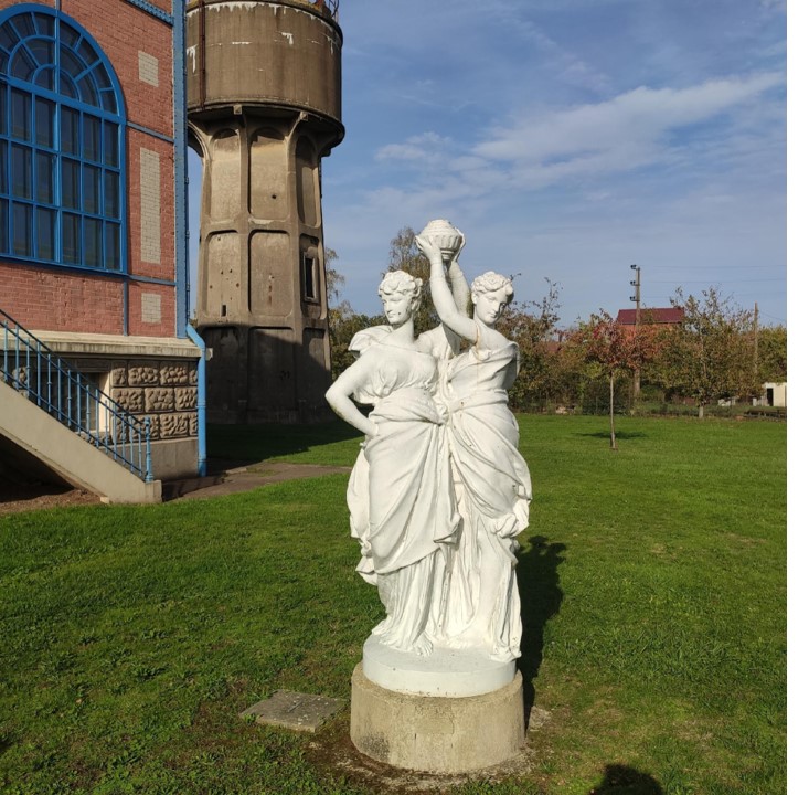 Les Grâces, Saint-Jamme-sur-Sarthe (72), sauvegarde de l'Art Français, plus grand musée de France avec la Caisse d'épargne Bretagne Pays de la Loire