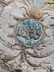 Bannière du patronage ouvrier, Hennebont (56), sauvegarde de l'Art Français, Le Plus Grand Musée de France avec la caisse d'Epargne Bretagne et pays de la Loire