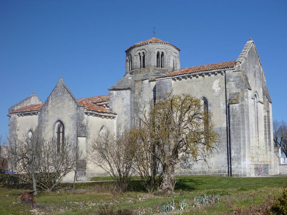 Criteuil-la-Magdeleine -16) église Saint-Jean-Baptise - La Sauvegarde de l'Art Français