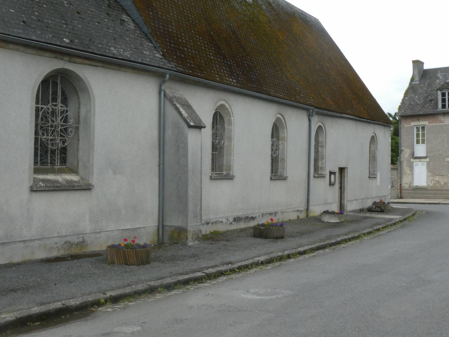 Ascoux (45) Eglise Saint-Charles
