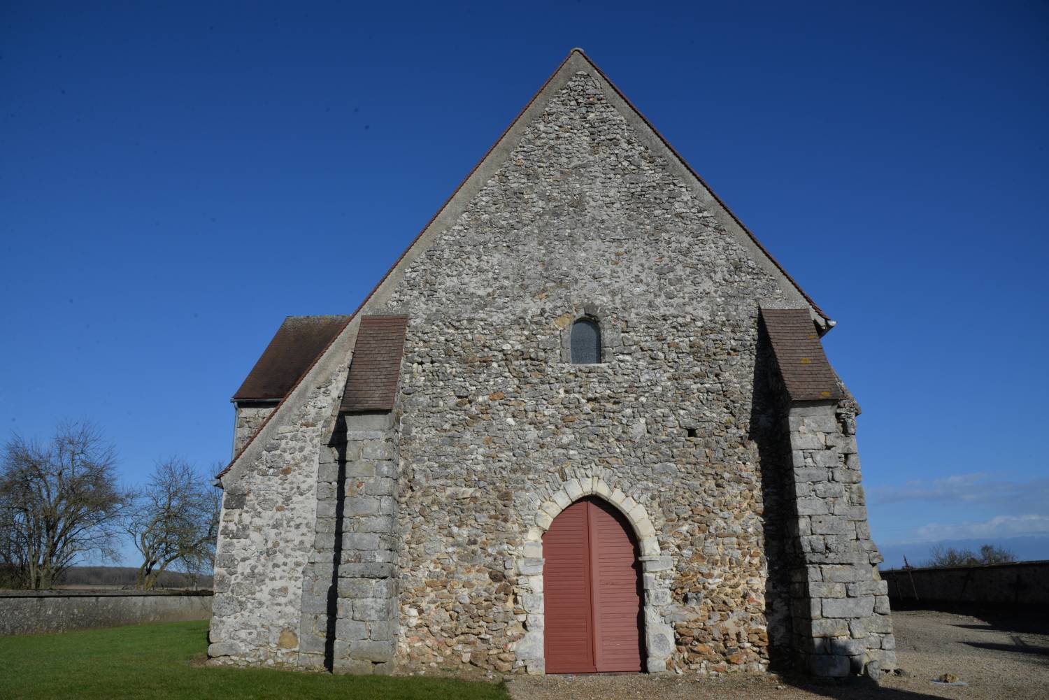 Montmirail (Marne) - église Saint-Timothée-et-et-Saint-Symphorien de l'Echelle-le-Franc