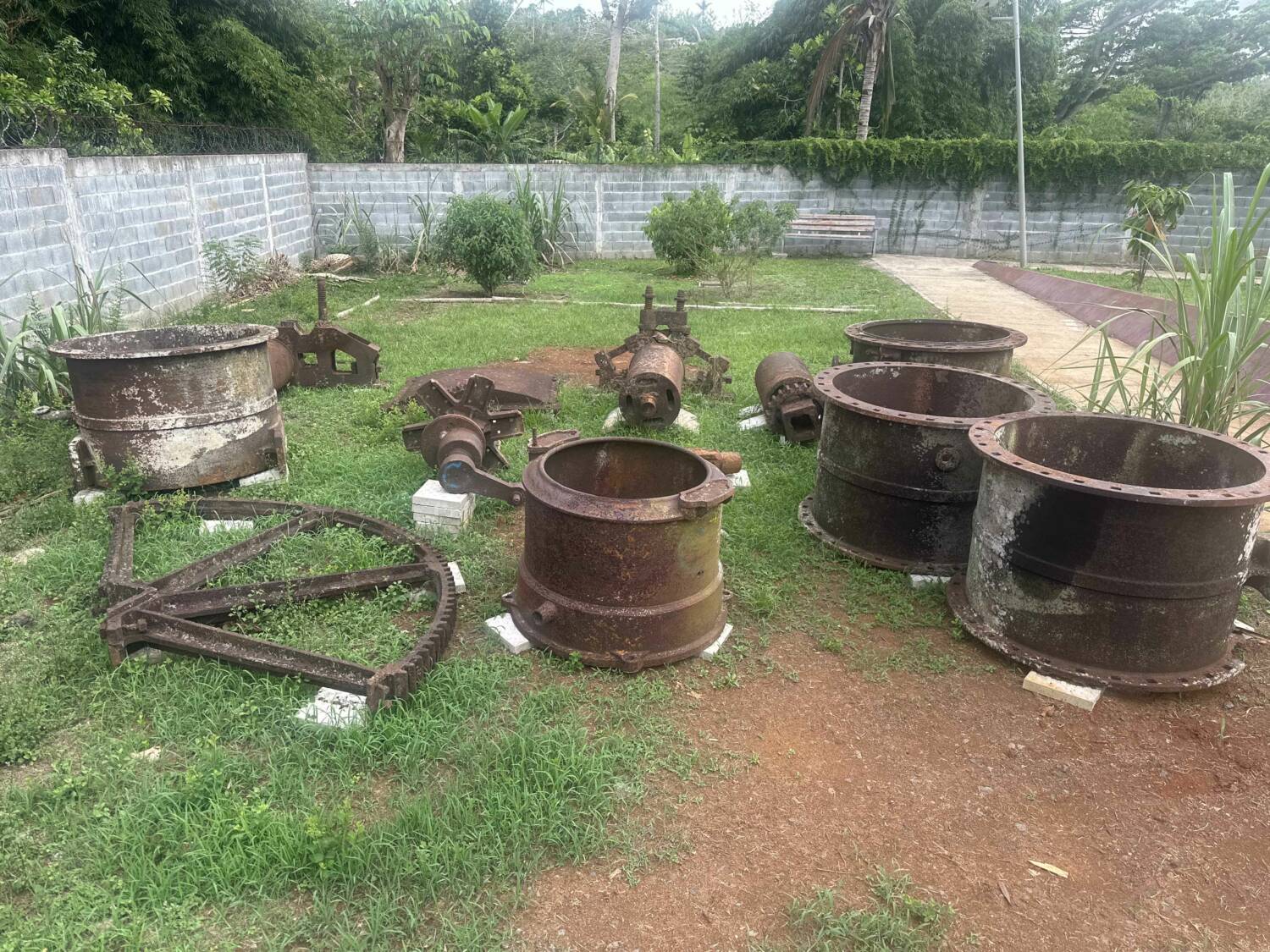 Longoni (Mayotte), machineries - Sauvegarde de l'Art français - Plus Grand Musée de France