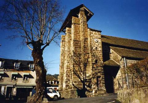 Marmanhac (15) Église Saint-Saturnin - Sauvegarde de l'Art Français