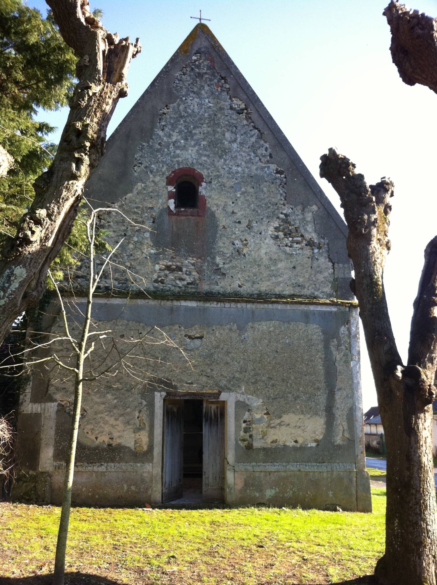 Maulette (78) Chapelle Saint Nicolas SAF
