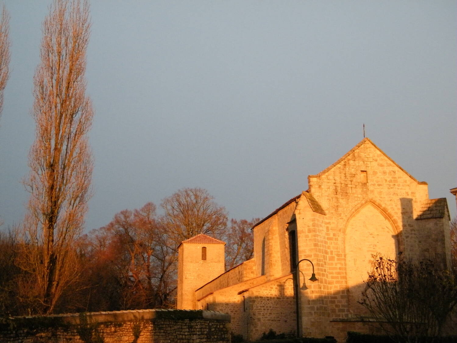 Saint-Maixent-de-Beugné (79) - Église Saint-Maixent