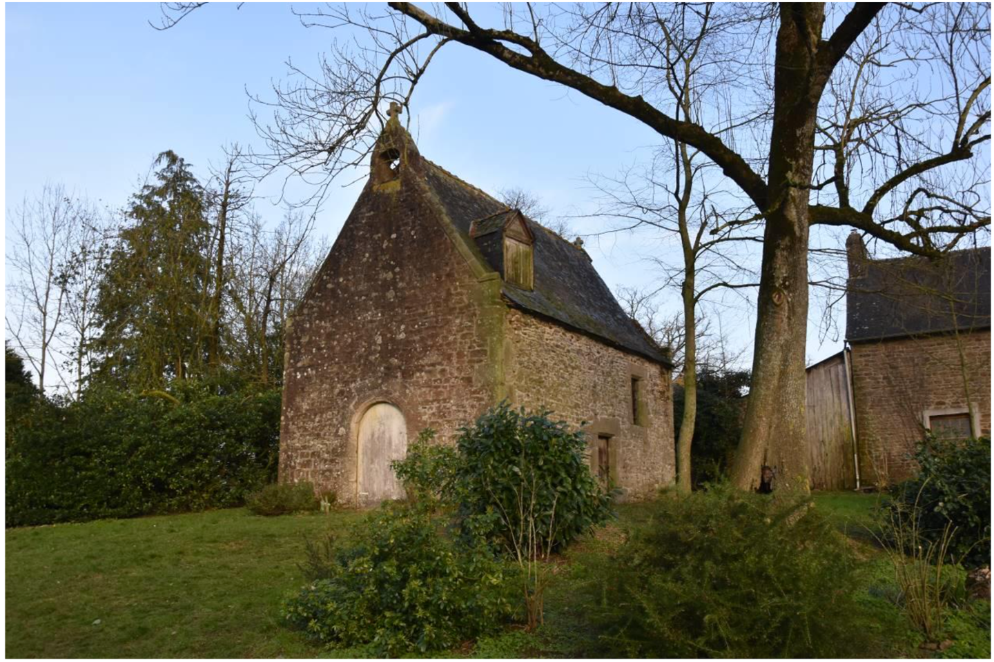 Mézières-sur-Couesnon (35) - chapelle du château de la Sécardaye