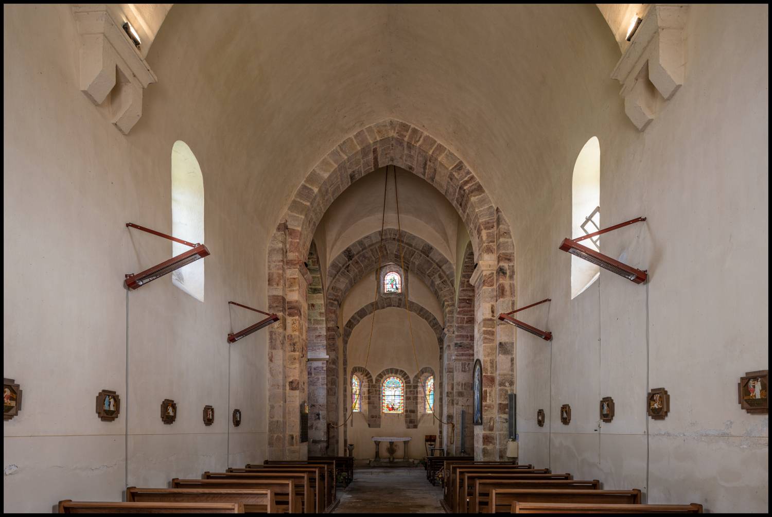Saint-Mamert (69) Eglise de l'ancien prieuré de Cluny