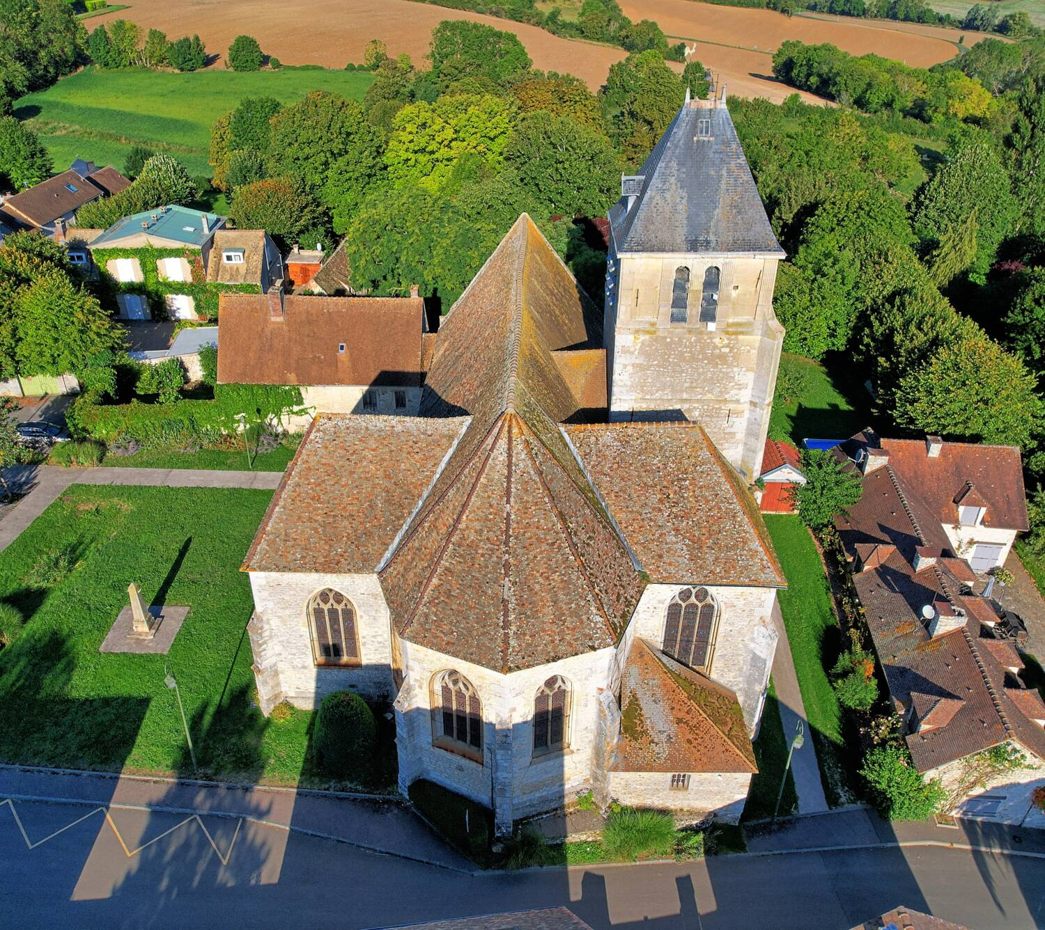 Guainville (28) - Église Saint-Pierre