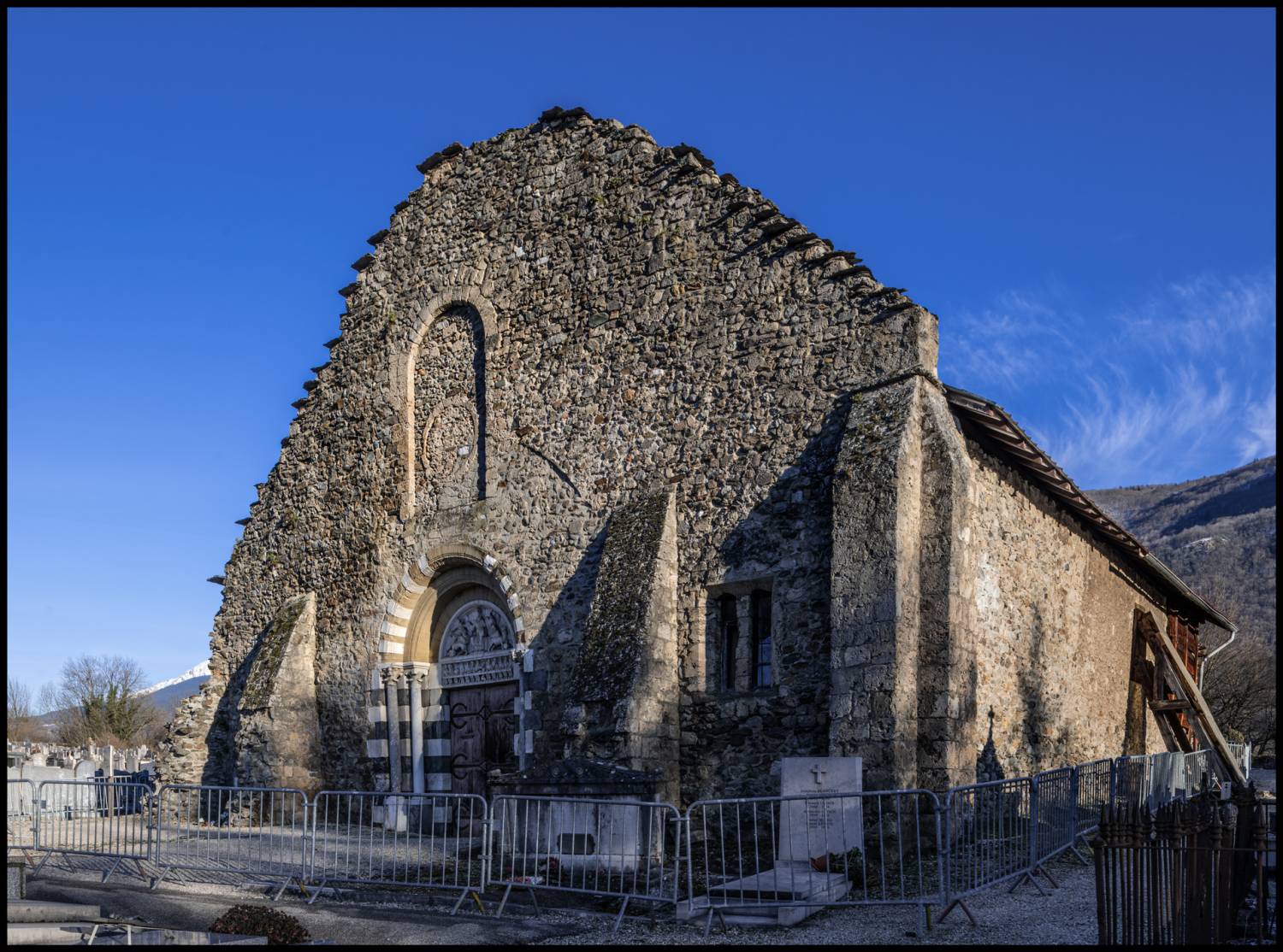 Vizille (38) Eglise priorale Sainte-Marie - Sauvegarde de l'Art Français