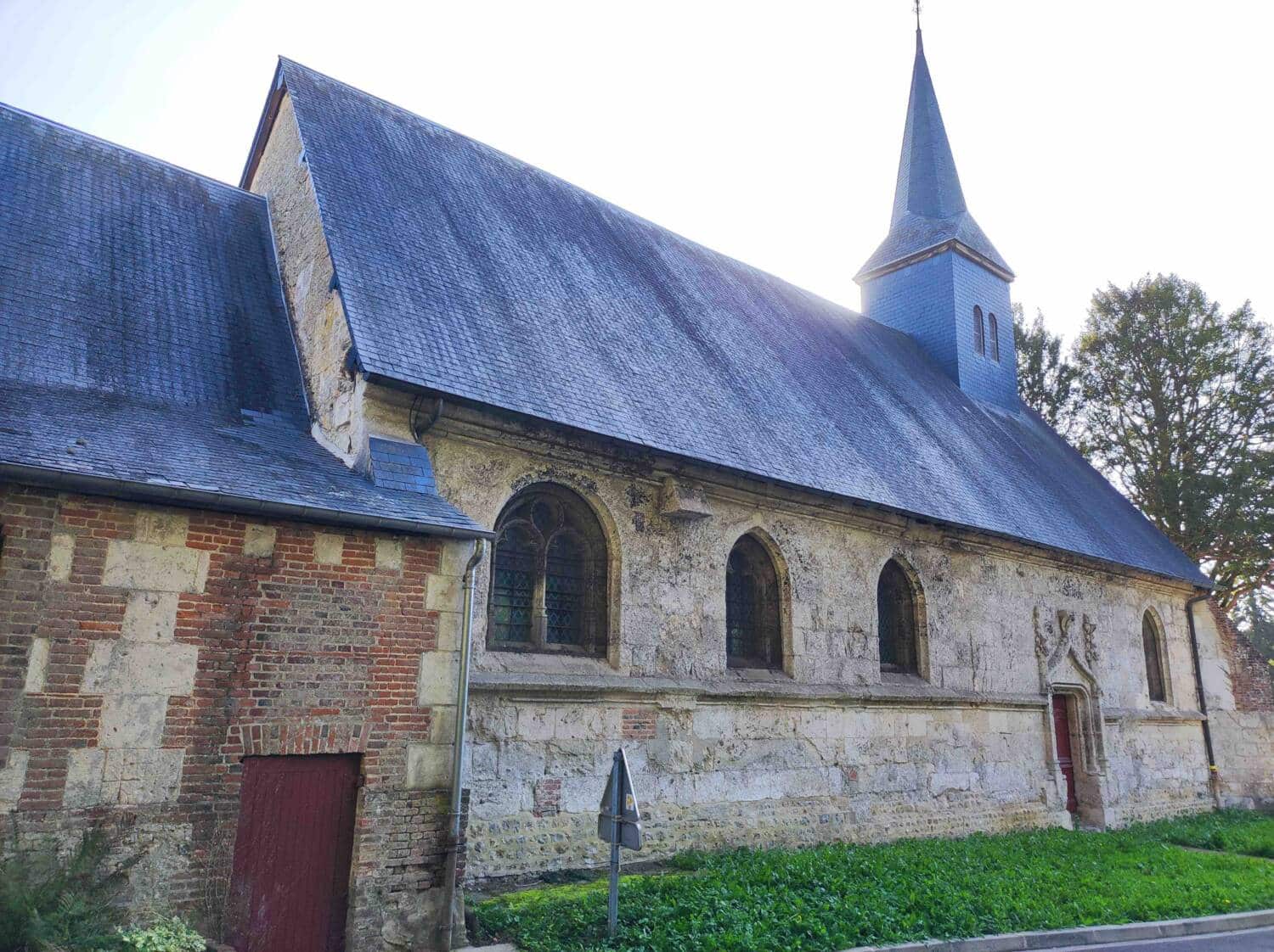 Ouilly-du-Houley (14) - église Saint-Martin