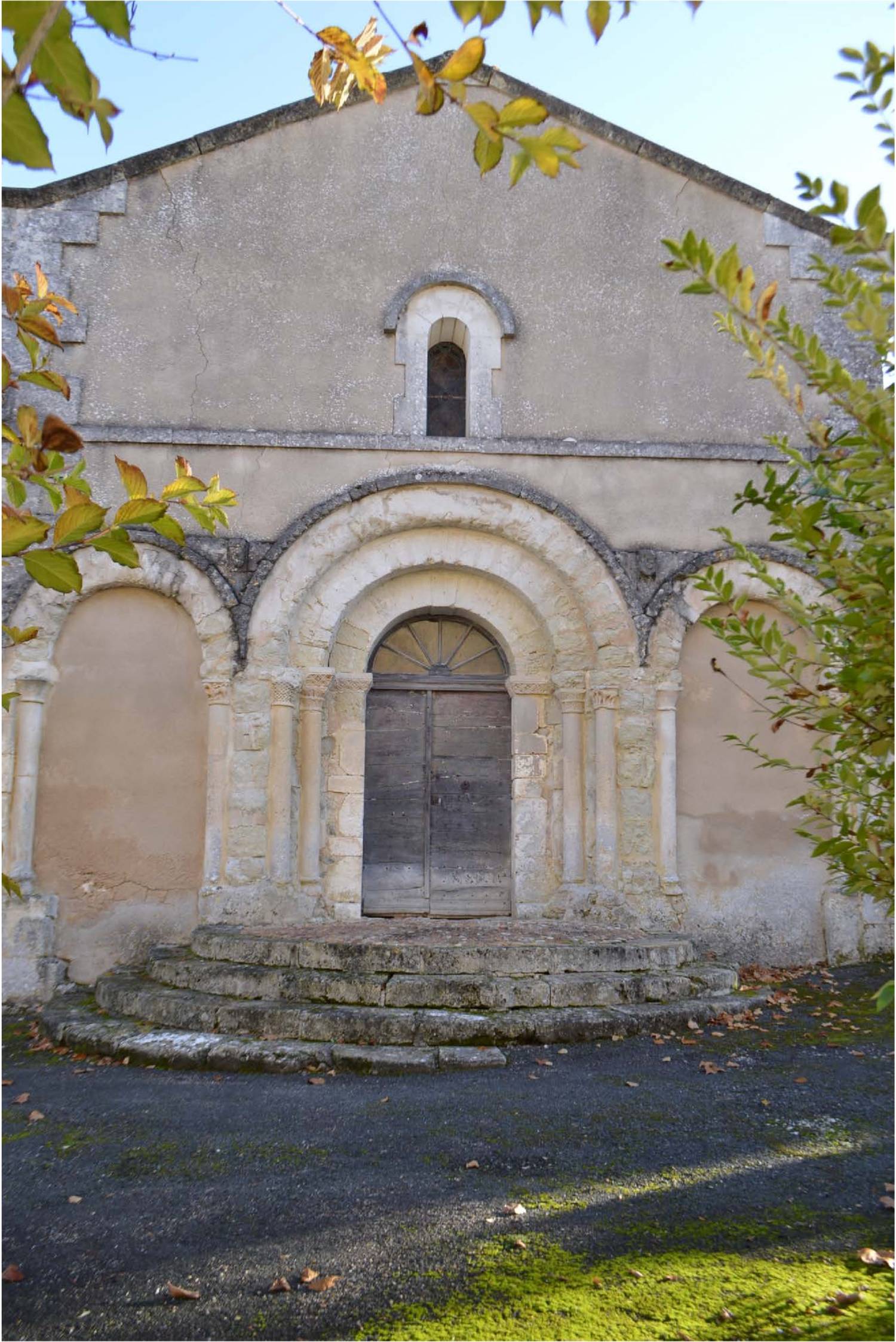 Vendoire (24) église Notre-Dame de l'Assomption