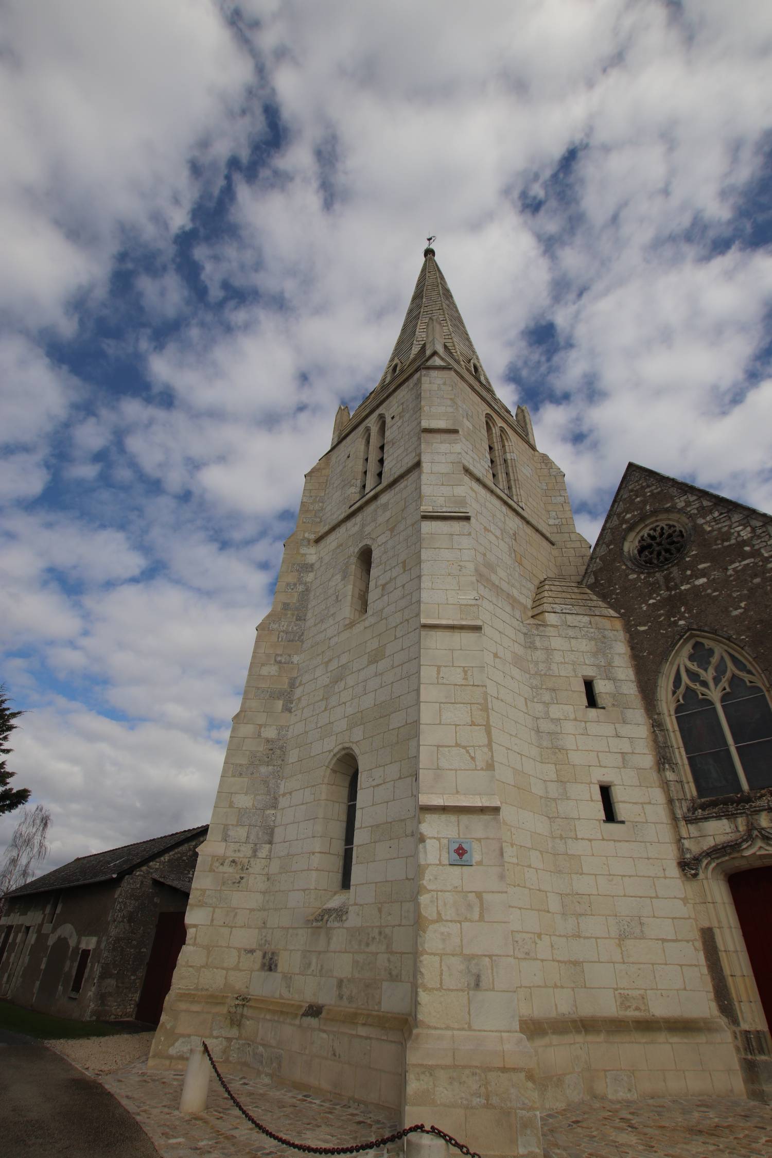 Lémeré (37) Eglise Saint-Hilaire SAF