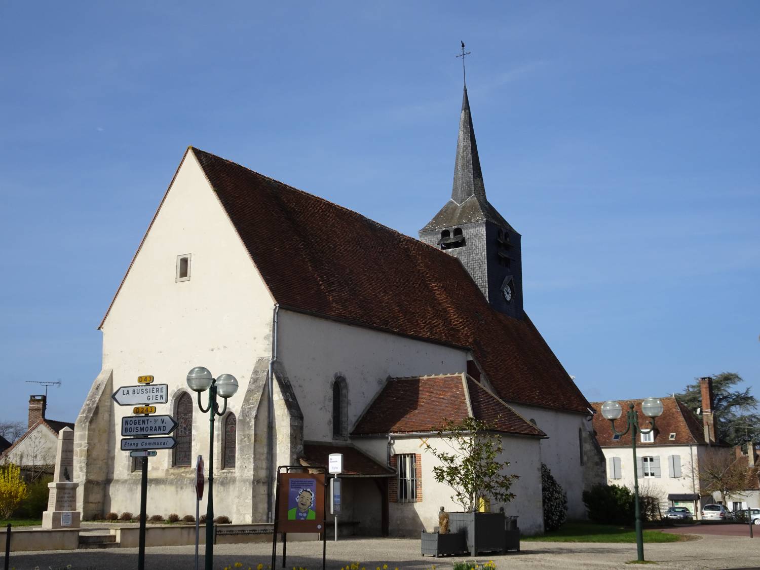 Adon (45) Eglise Saint-Pierre-ès-Liens