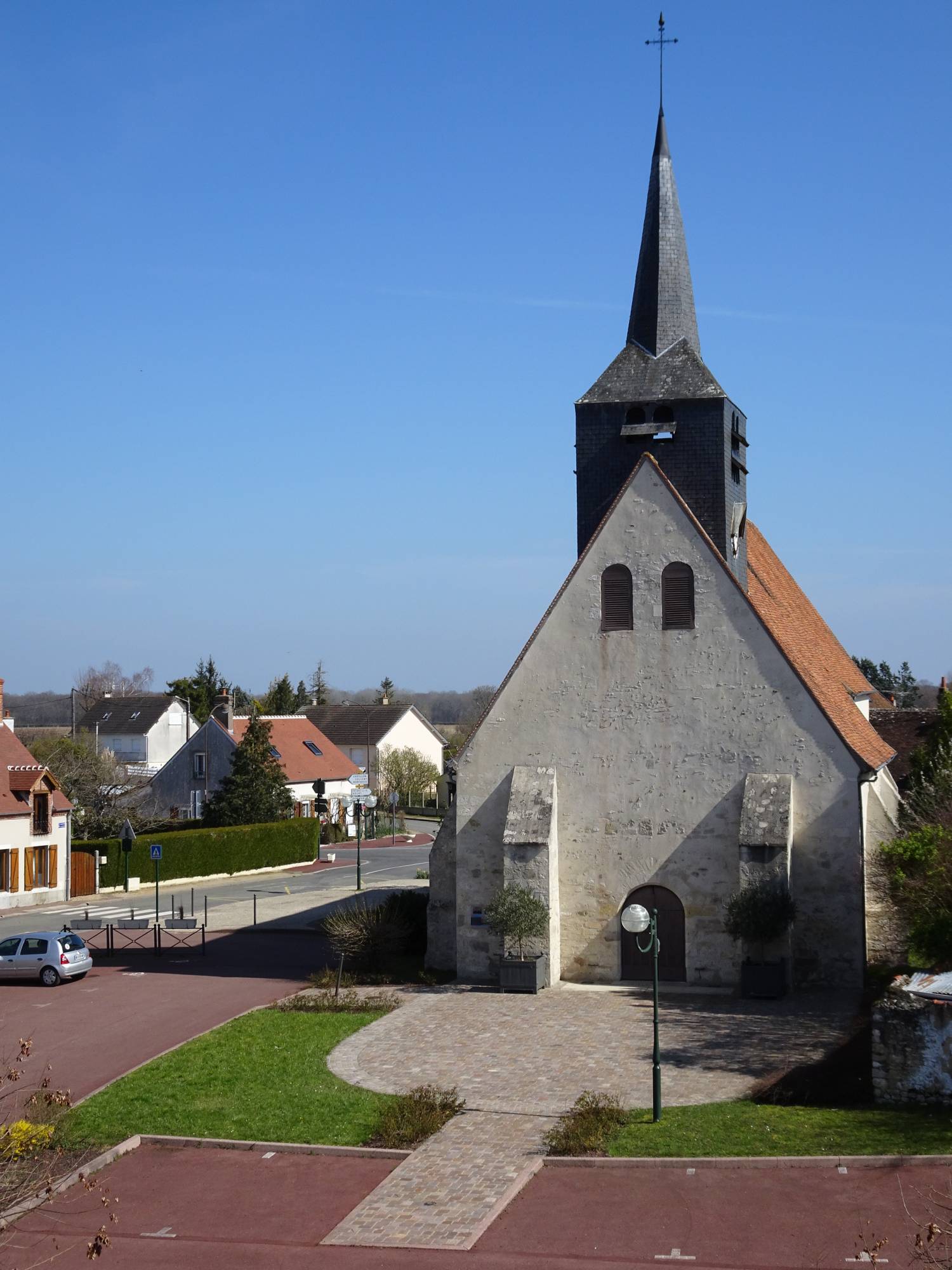 Adon (45) Eglise Saint-Pierre-ès-Liens