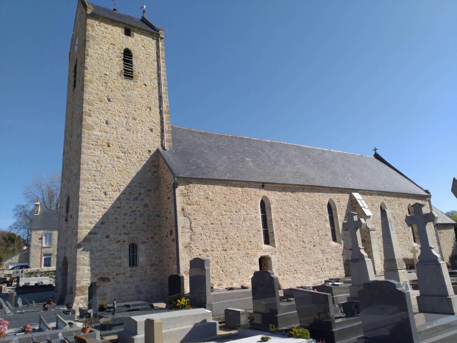 Hardinvast (50) Eglise Saint-Barthélémy